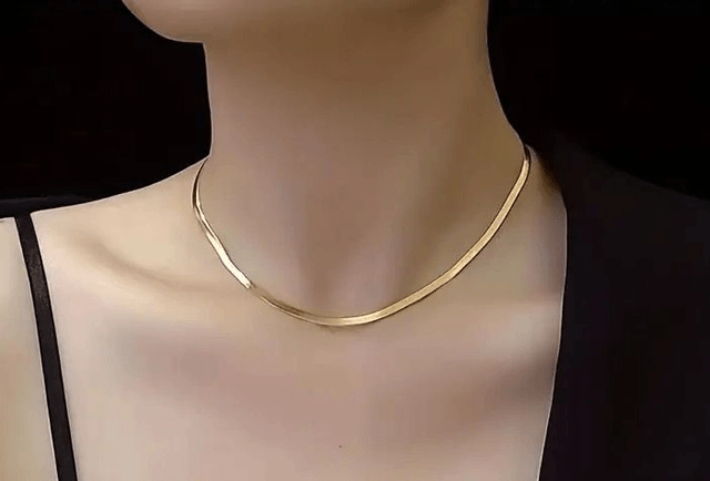 Collier Chaîne Serpent en Acier Inoxydable Plaqué Or 18K 