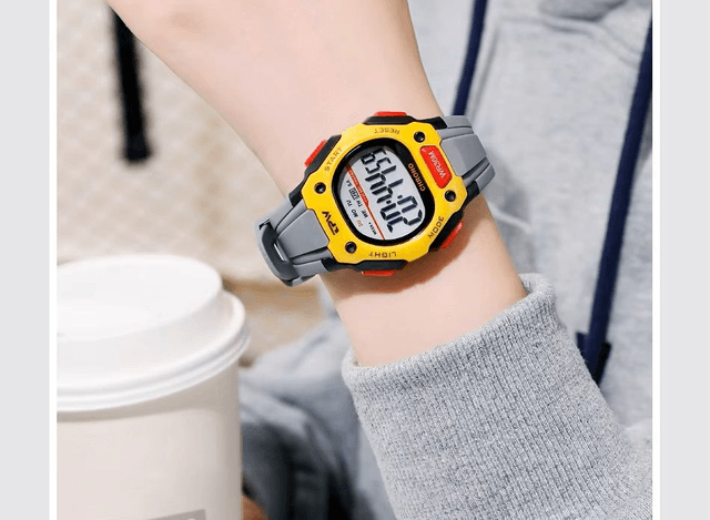 Montre numérique pour écolière, taille moyenne 39mm