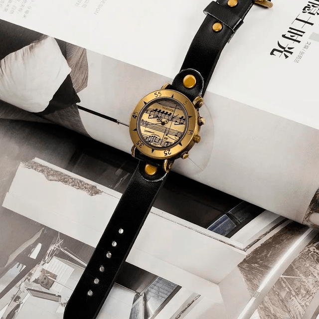 montre femme Vintage rétro, bracelet  en cuir de vache noir