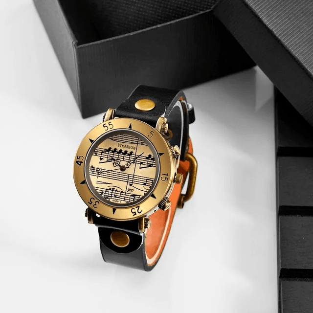 montre femme Vintage rétro, bracelet  en cuir de vache noir