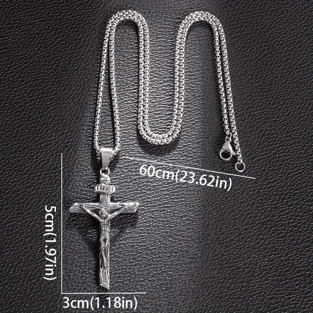 Collier pendentif en acier inoxydable avec croix de Jésus-Christ argenté