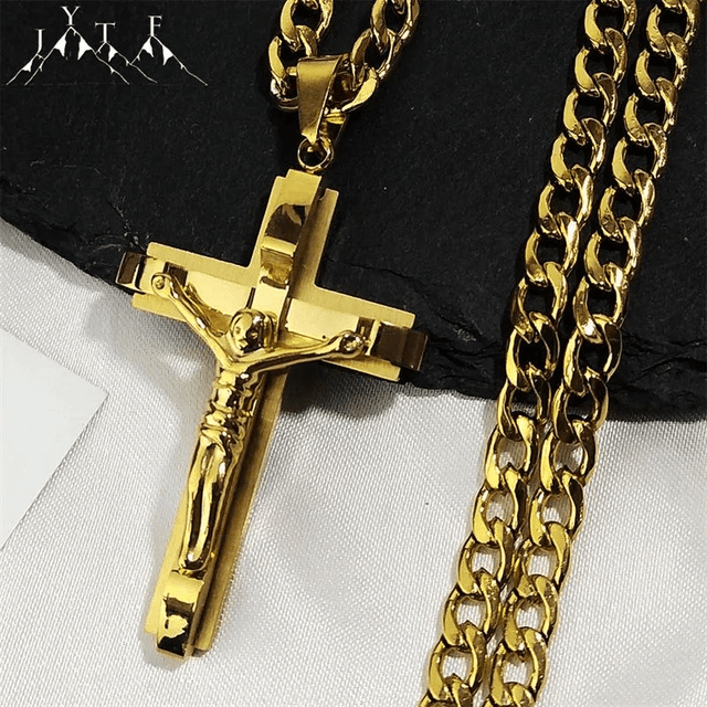 Collier croix plaqué or en acier inoxydable pour hommes